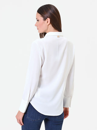 Satinbluse in Cremeweiß