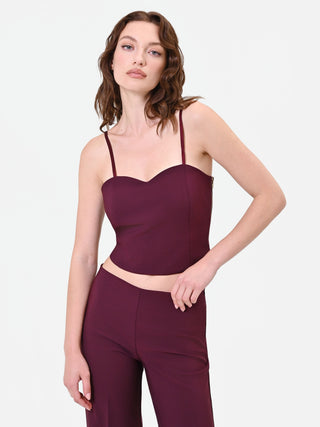 Bordeauxrotes Crop-Top mit Herzausschnitt