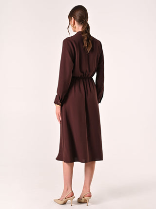 Robe midi couleur chocolat effet gaufrée