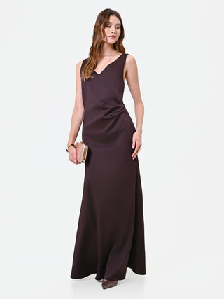 Robe longue brun foncé avec drapé latéral