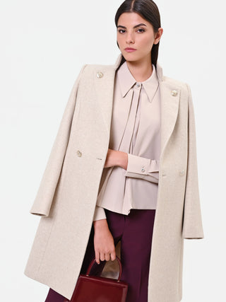 Georgette-Bluse in Taupe-Beige mit überlappenden Falten