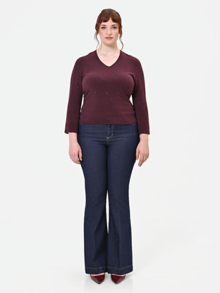 Jersey Curvy rojo burdeos con detalles brillantes