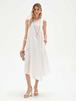 Abito panna bianco con dettaglio schiena scoperta