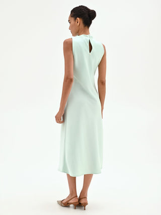 Abito midi in raso verde menta con collo alto