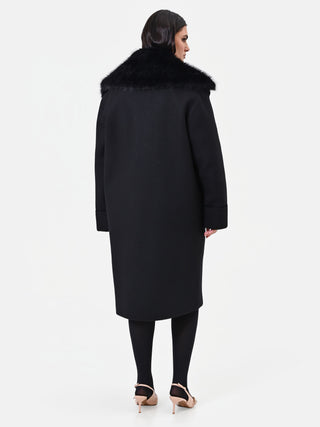 Cappotto Curvy  nero con inserto effetto pelliccia