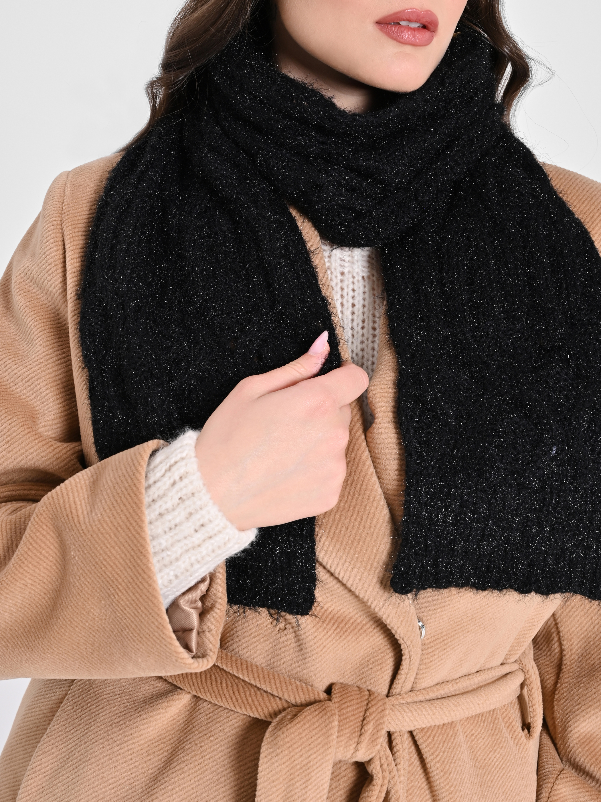 Black Cable-knit Scarf