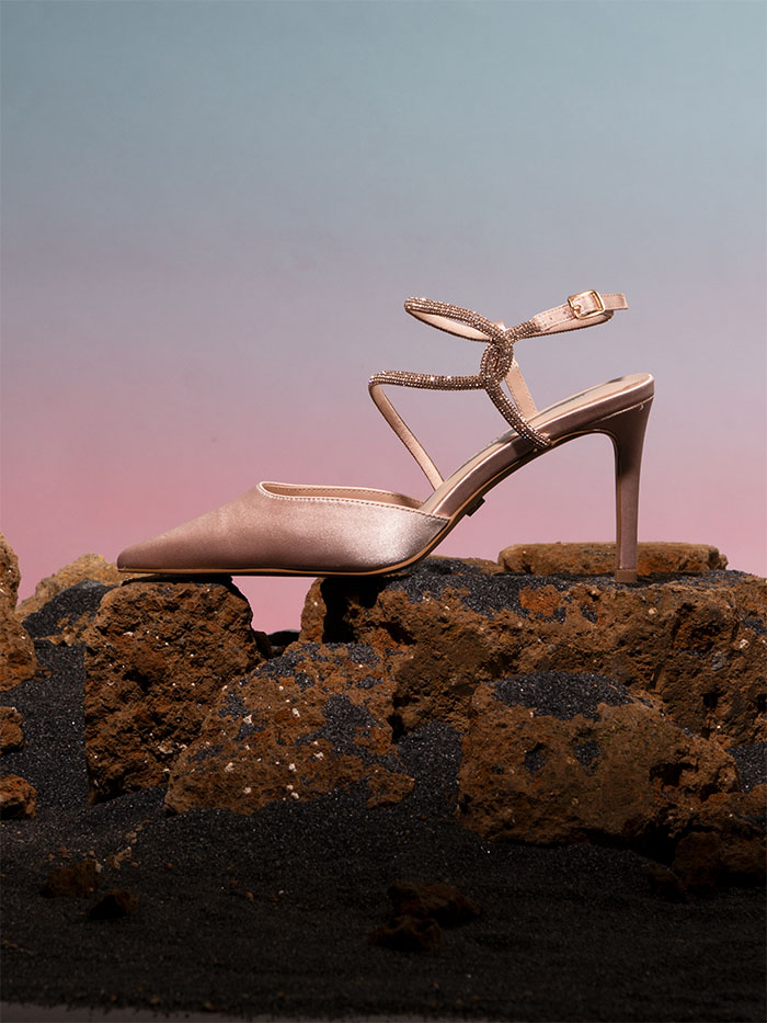 Pumps puderrosa clearance