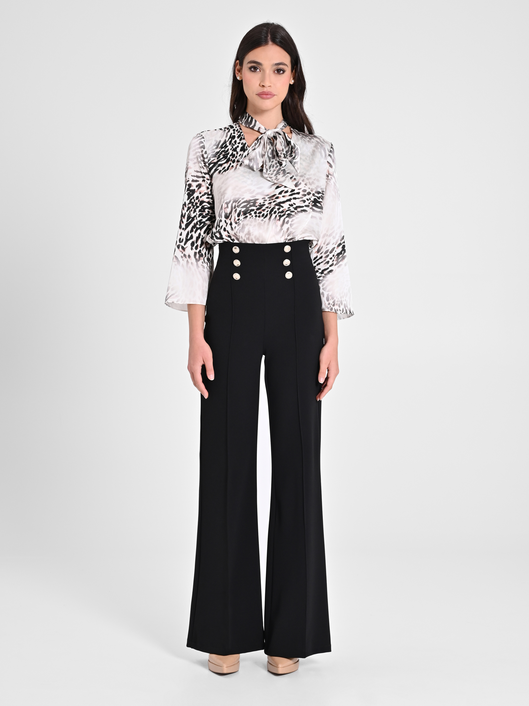 Pantaloni con Bottoni Dorati Rinascimento