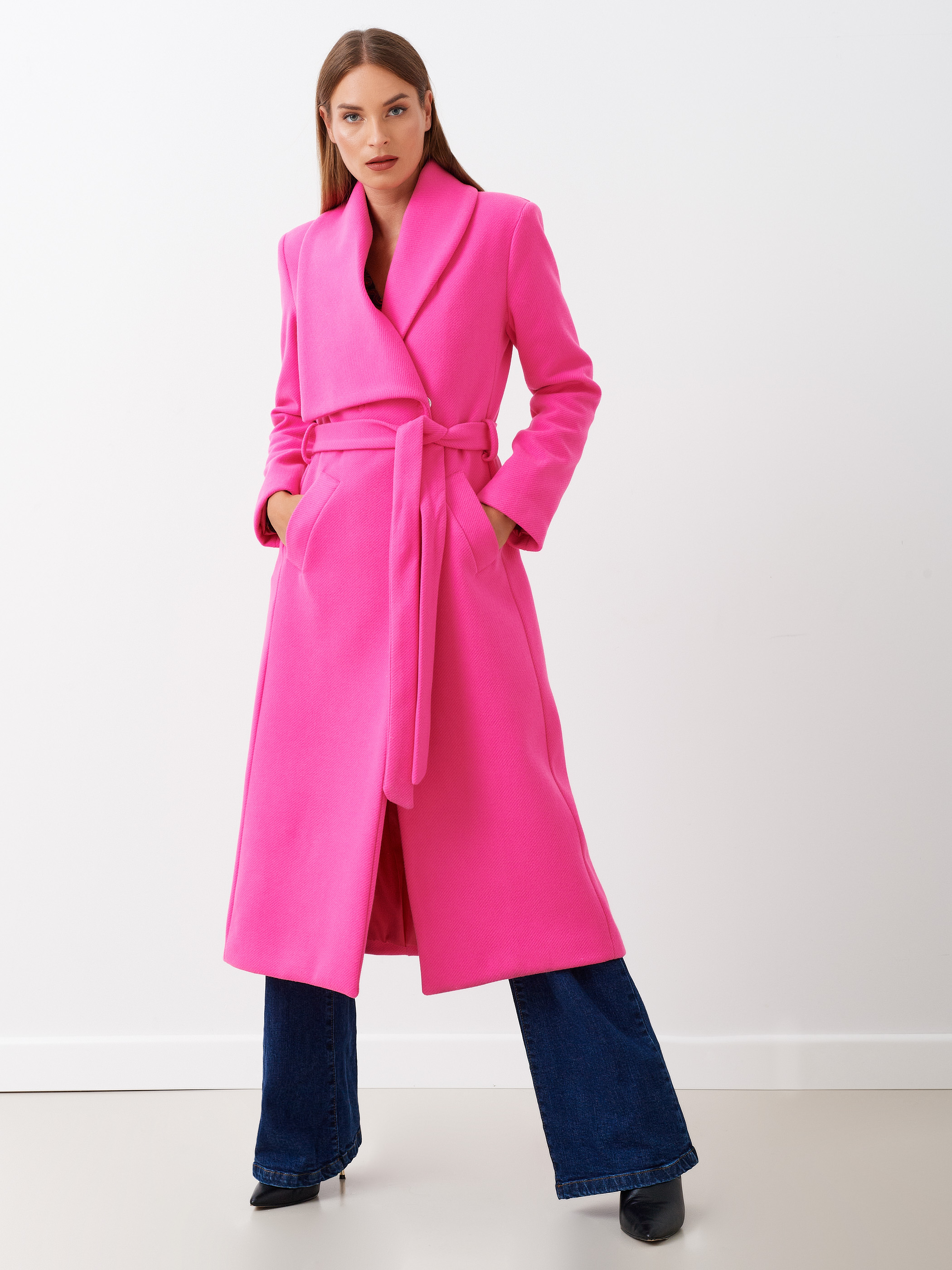 engranaje cinturón Museo Guggenheim Maxi abrigo estilo bata | Fuxia | Mujer | Rinascimento