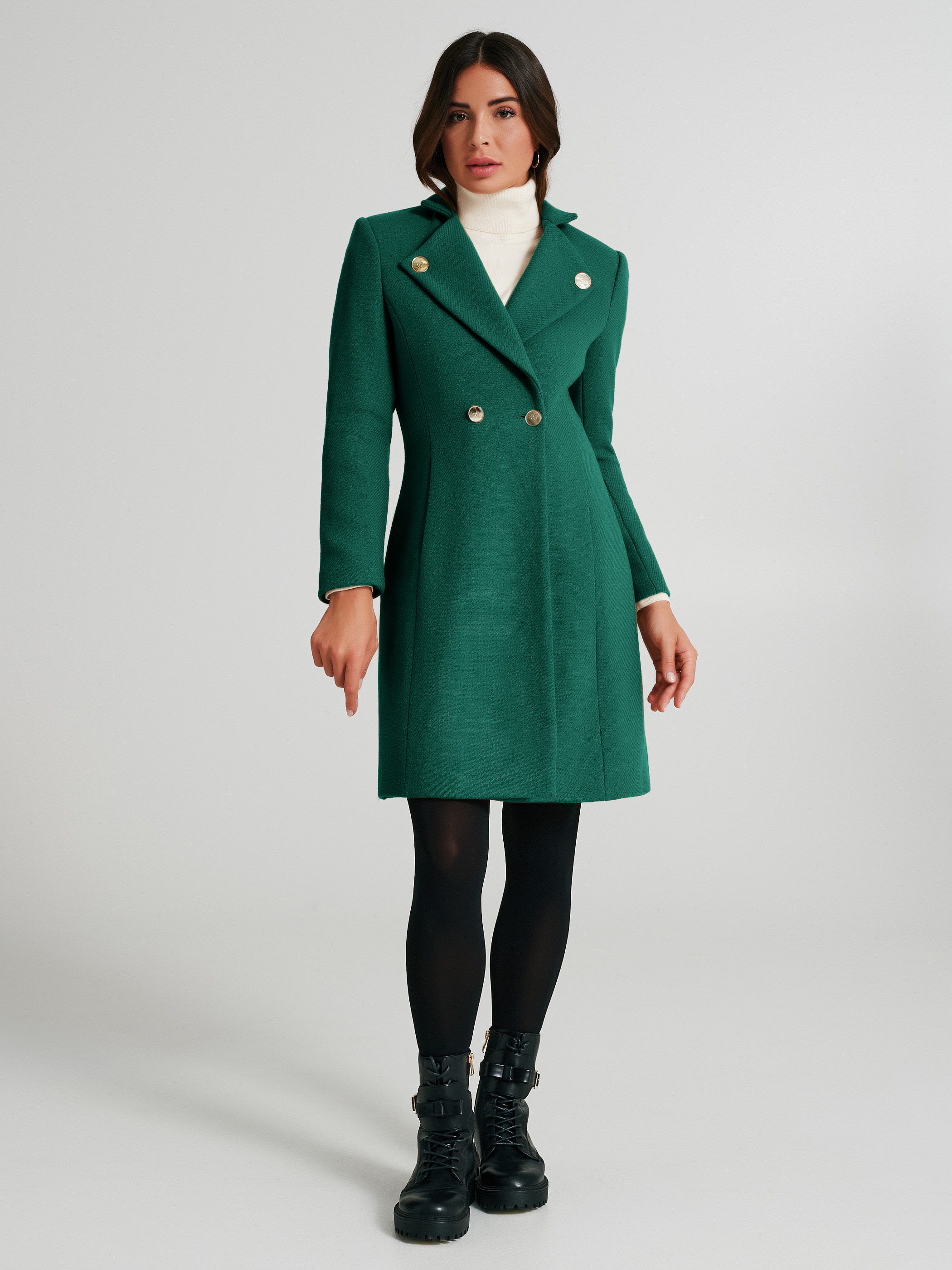Cappotto con bottoni rever