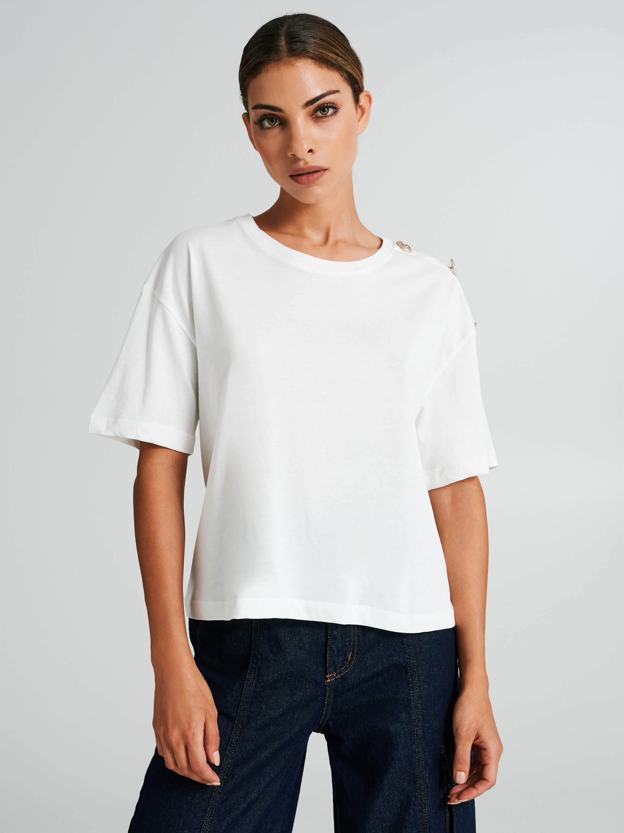 Maglietta bottoni sale