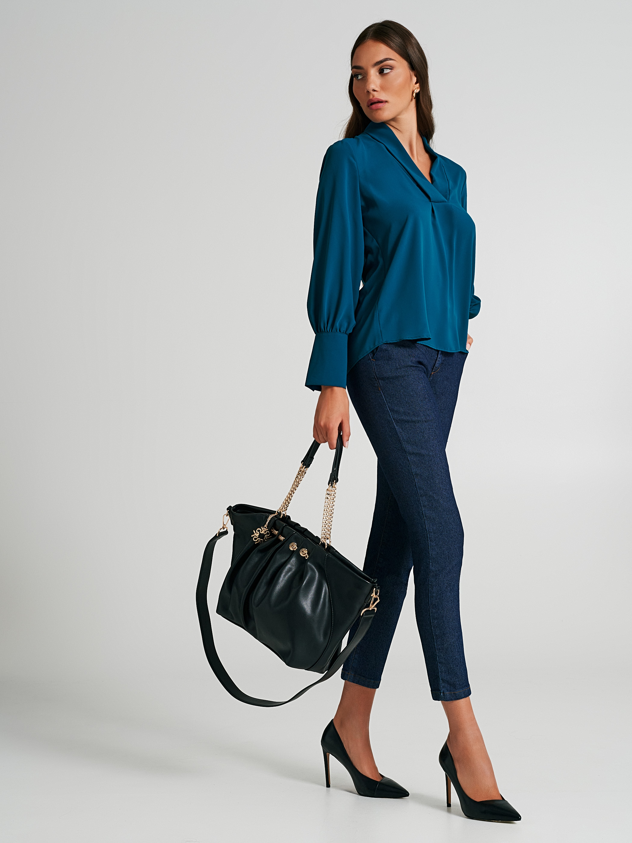 Blusa morbida con polsini