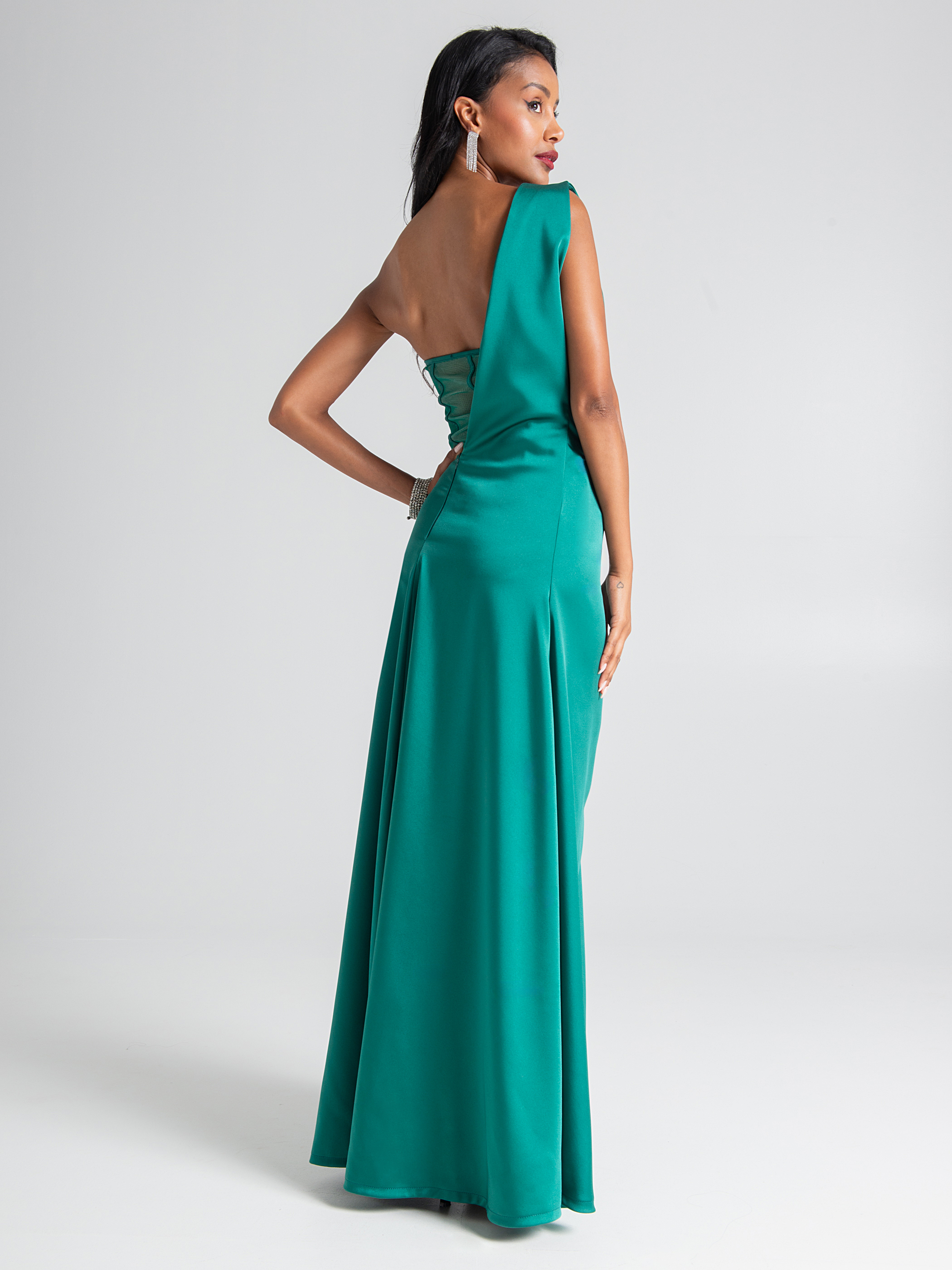Robe 1 epaule dénudée clearance