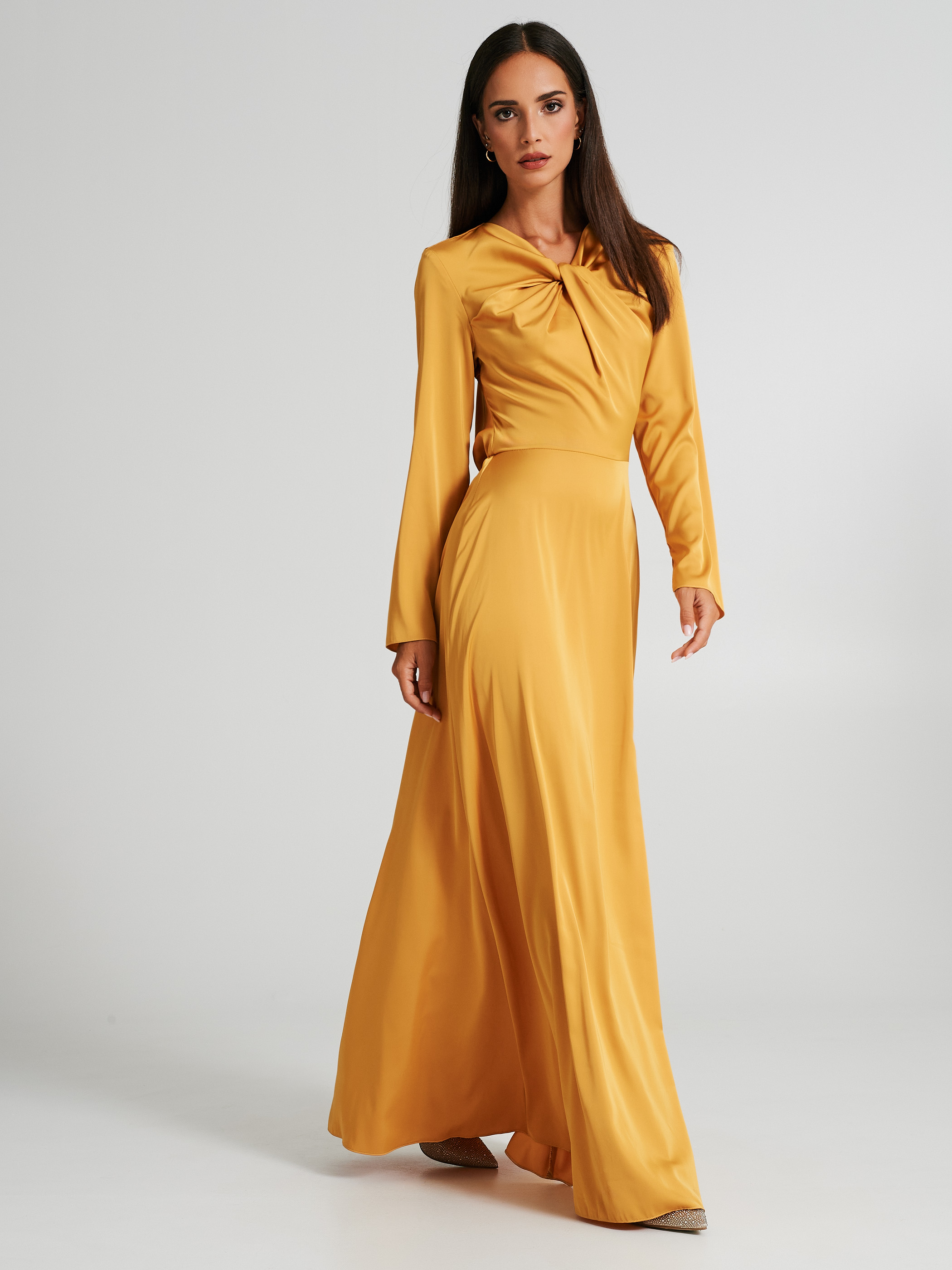 Vestito di raso outlet lungo