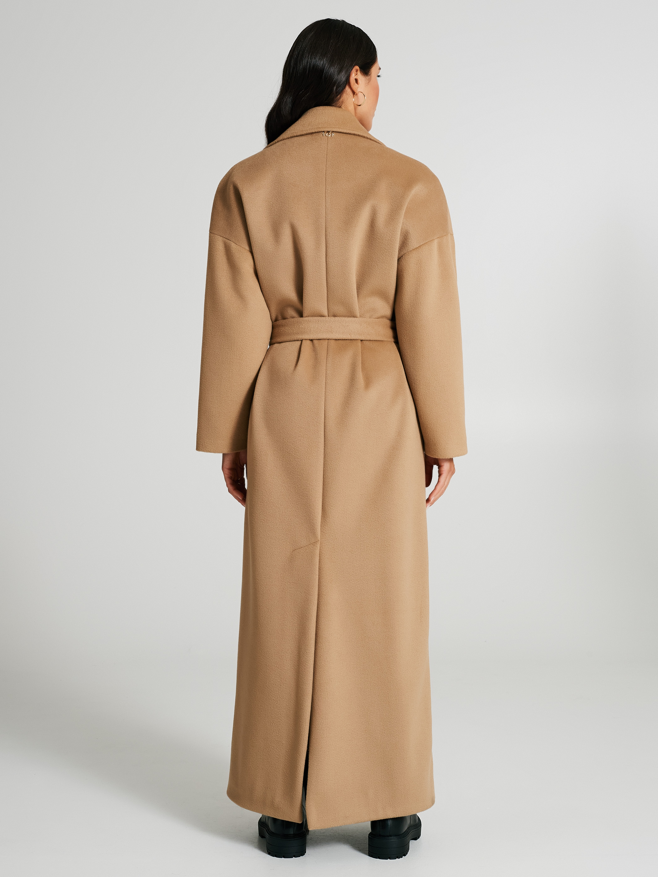 Cappotto lungo oversize con cintura