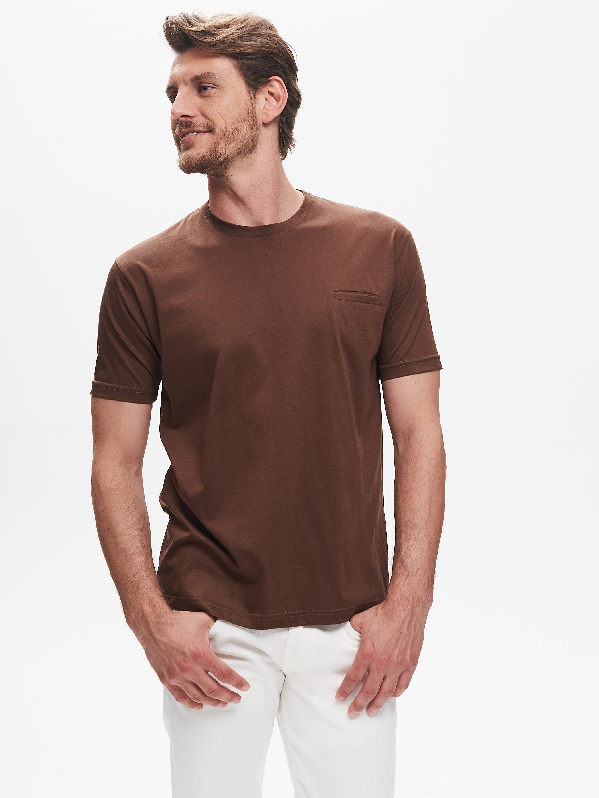 Men s Crewneck T shirt with Breast Pocket QB24