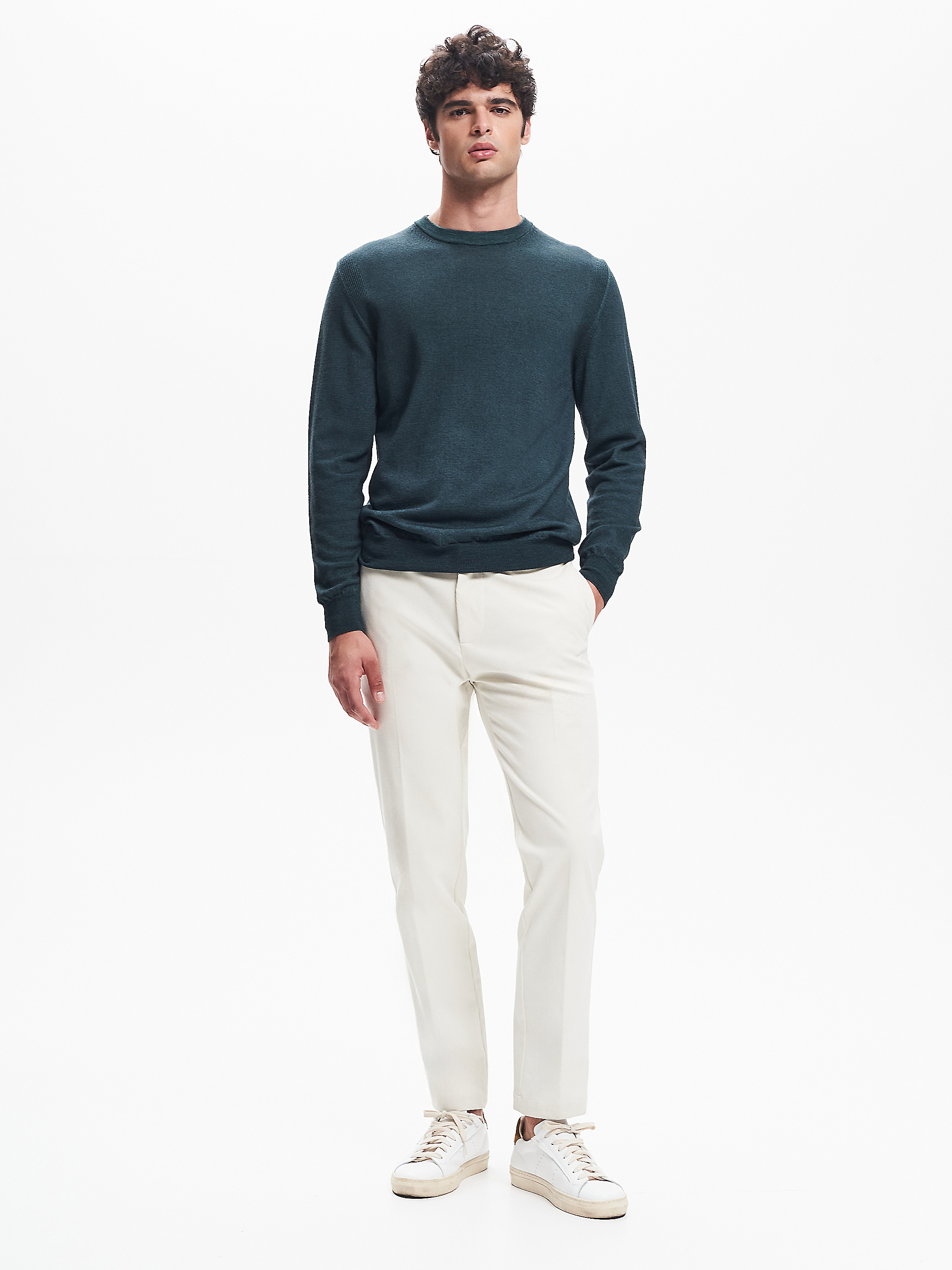 Maglia nel pantalone uomo 2025