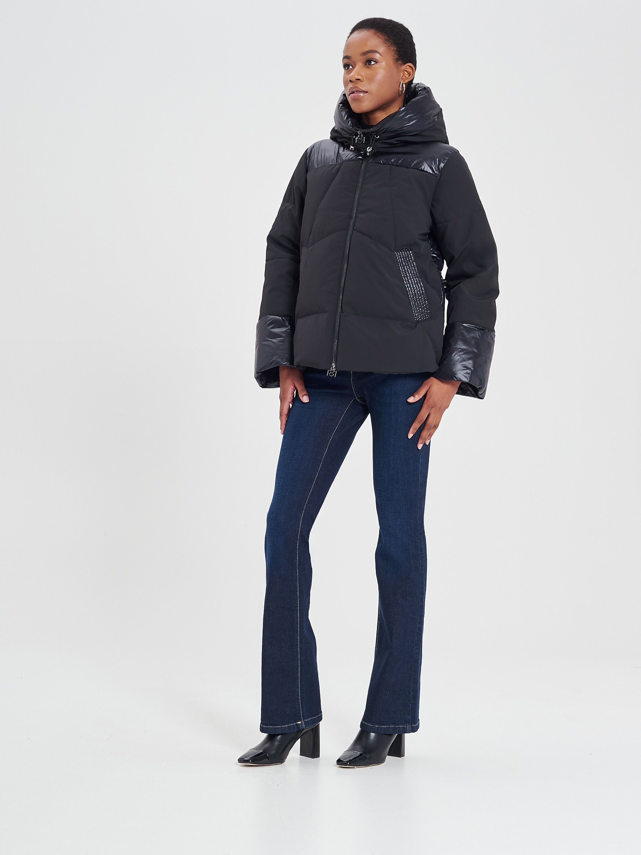 Short Black Glossy Puffer Jacket Rinascimento