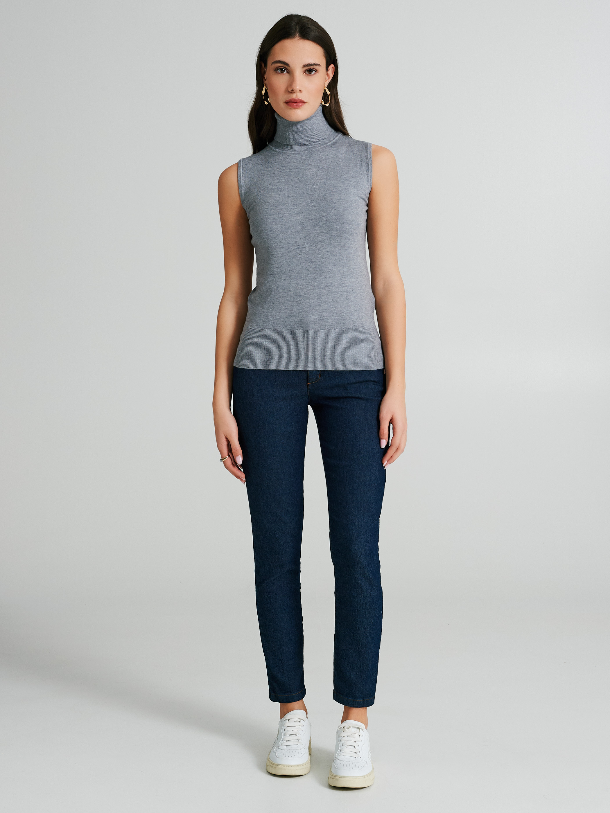 Gray sleeveless turtleneck hot sale