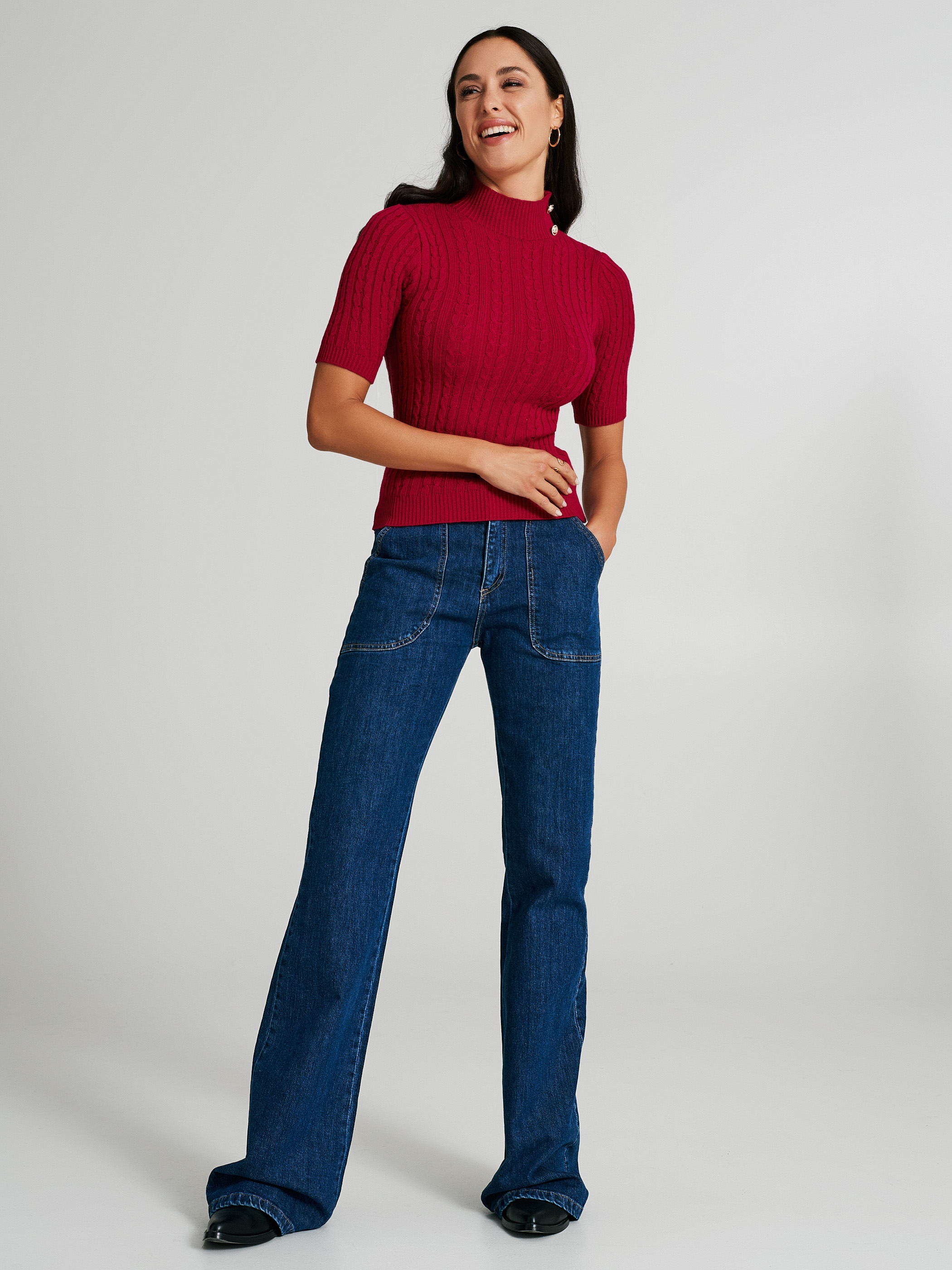 Turtleneck and high waisted jeans new arrivals