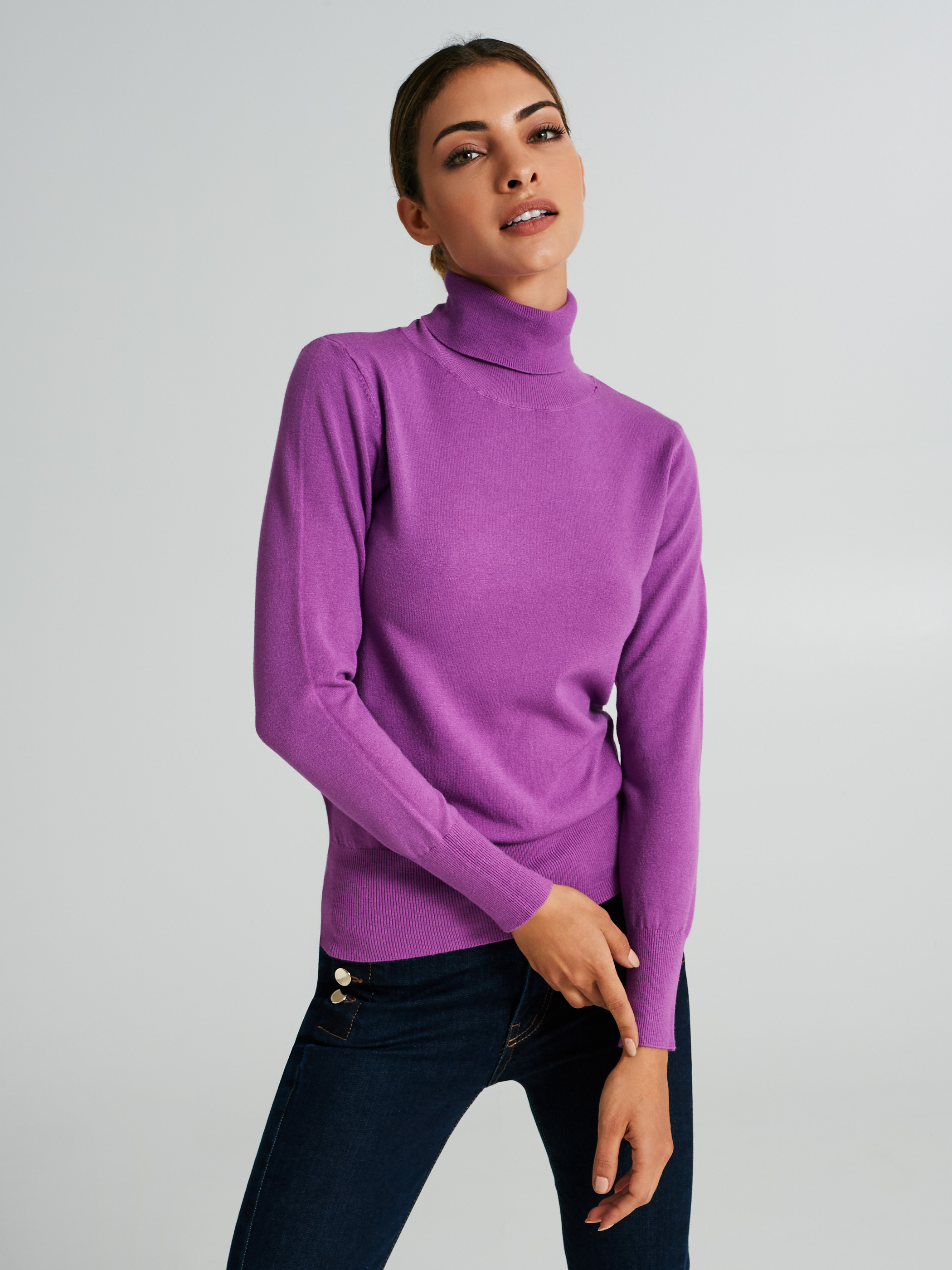 Basic turtleneck top