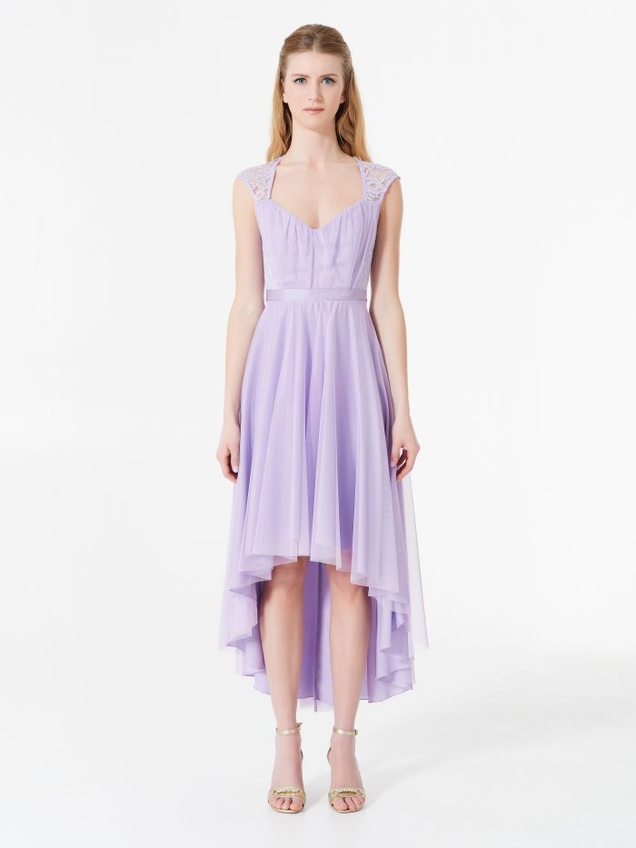 Robe Rinascimento atelier en dentelle et tulle Robe atelier en dentelle et tulle de couleur lilas Rinascimento