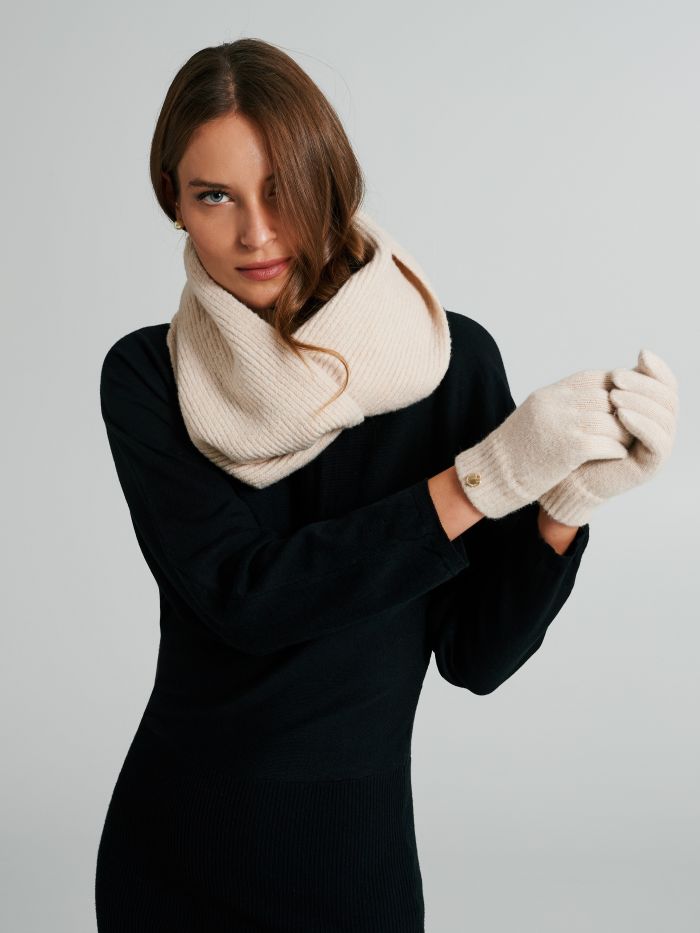 Handschuhe aus Strick   Rinascimento