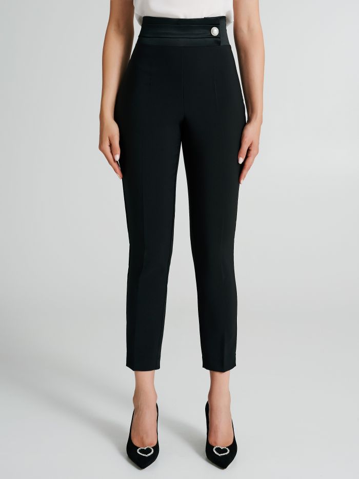 Bi-stretch smock stitch trousers.  Rinascimento
