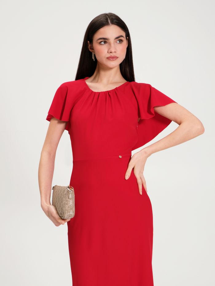 Robe longue avec cape rouge Rinascimento
