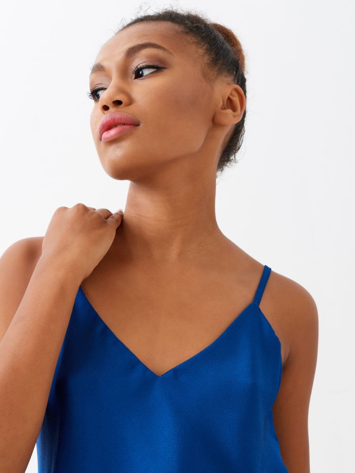 Top en crêpe marocain bleu ANDA B-M9752/C675 TOP SPALLINE B041 Rinascimento