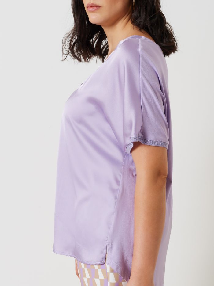 Blusa Curvy Scollo a V in Raso  Rinascimento