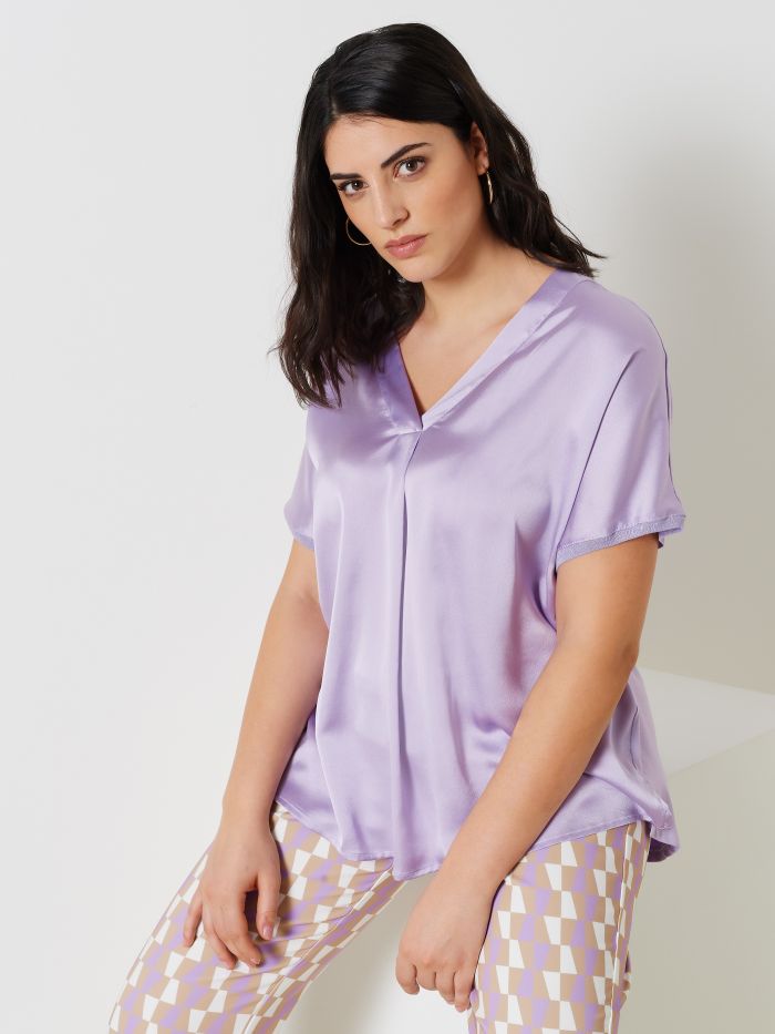 Blusa Curvy Scollo a V in Raso  Rinascimento