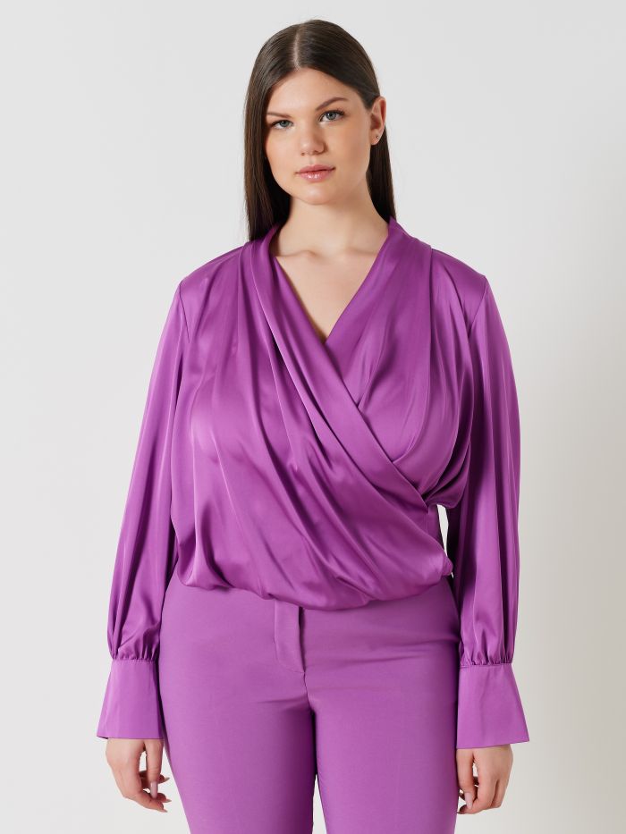 Blouse curvy en satin  Rinascimento