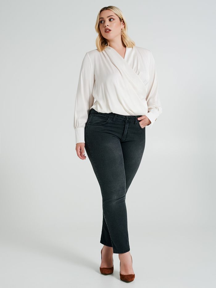 Curvy straight jeans with dark wash  Rinascimento