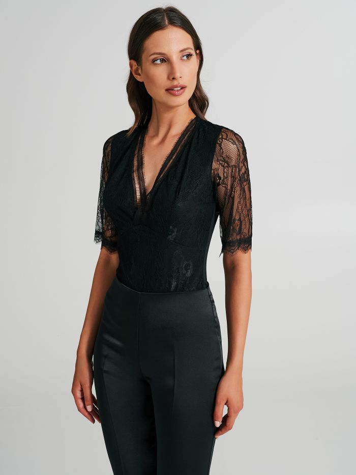 Bodysuit in lace with half sleeves  Rinascimento