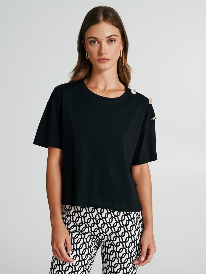 Boxy t-shirt with buttons  Rinascimento