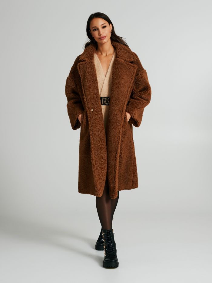 Long coat in faux fur