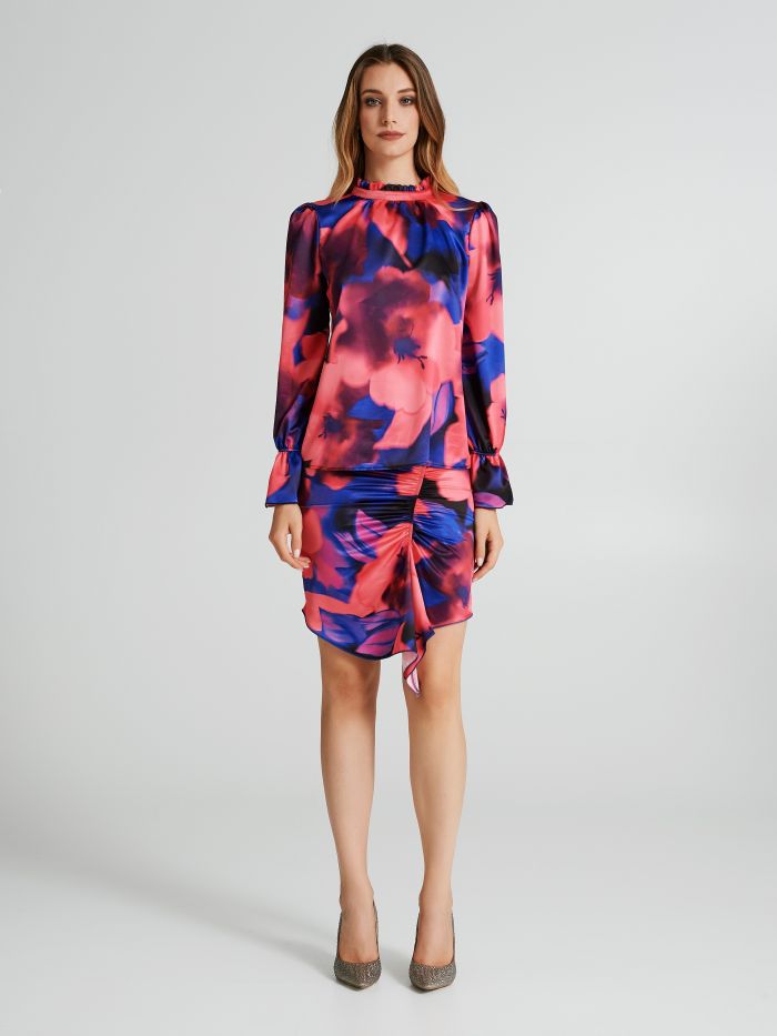 Blusa con stampa florale a lupetto  Rinascimento
