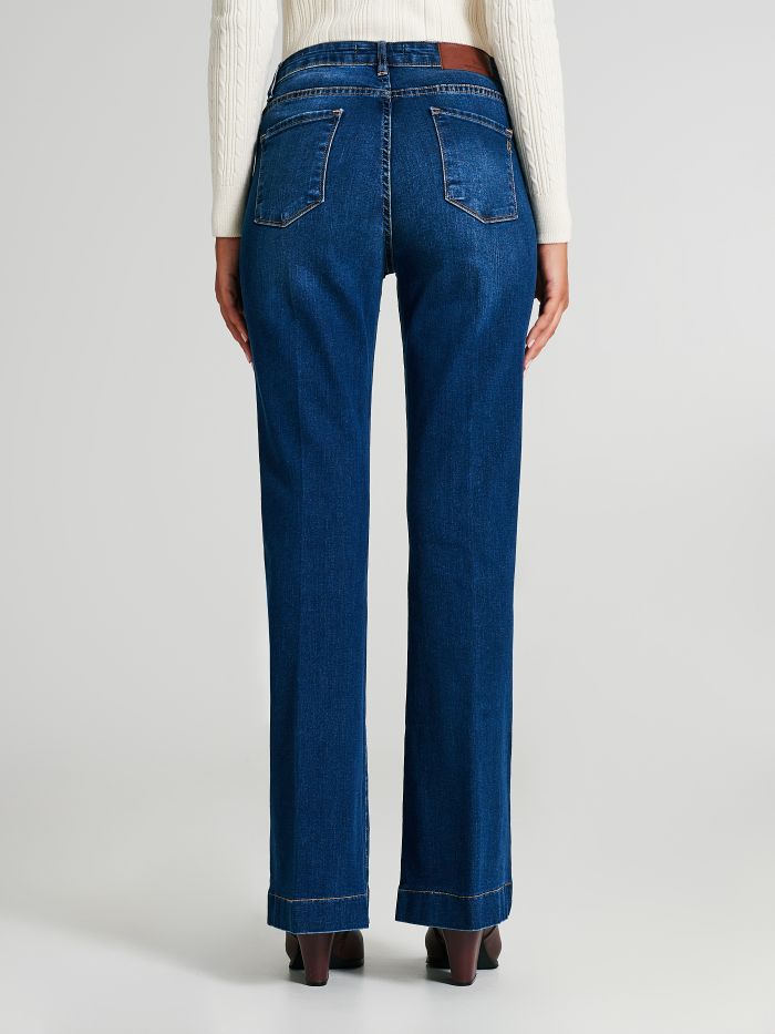 Jeans a zampa lavaggio sfumato  Rinascimento
