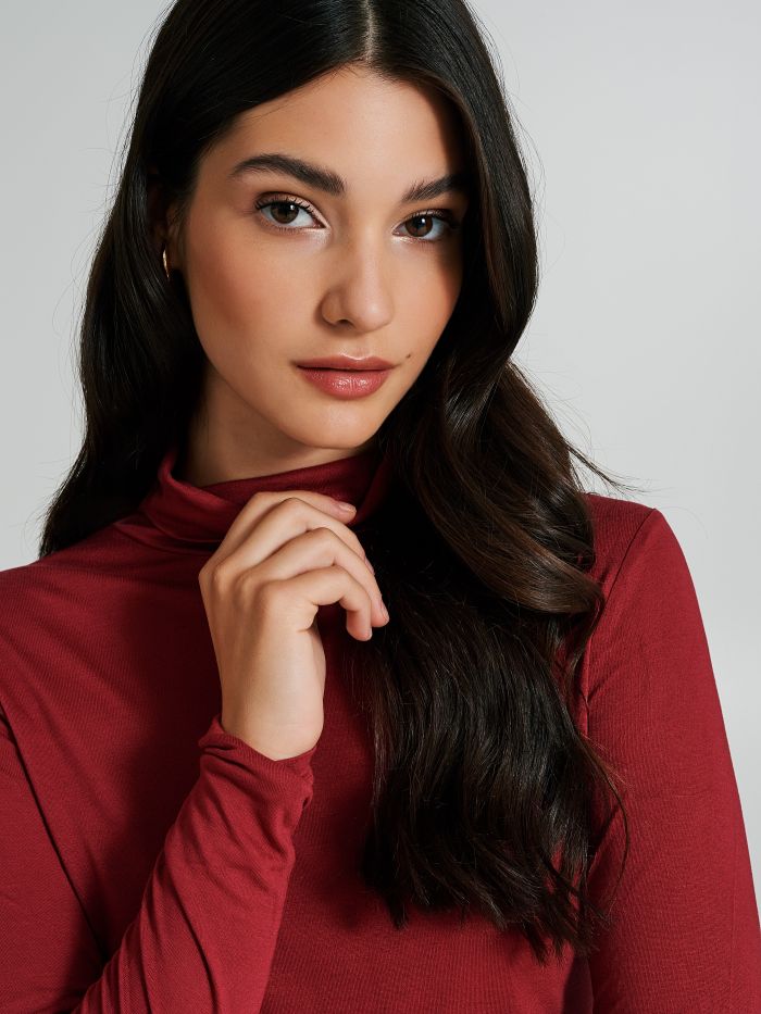 Top col roulé100 % viscose ECOVERO®  Rinascimento