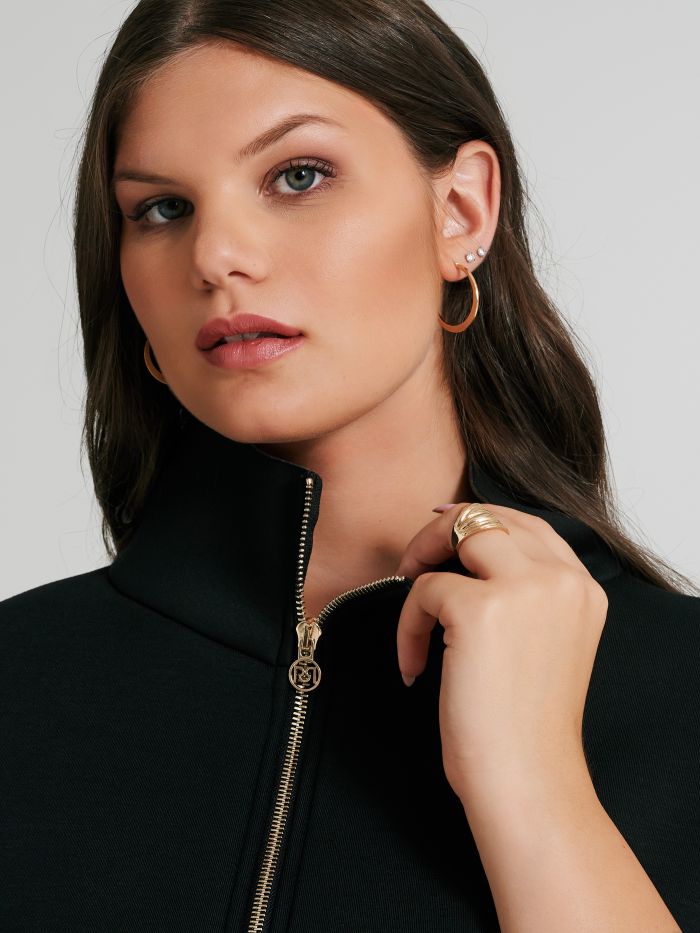 Petite cape curvy en néoprène doux.  Rinascimento