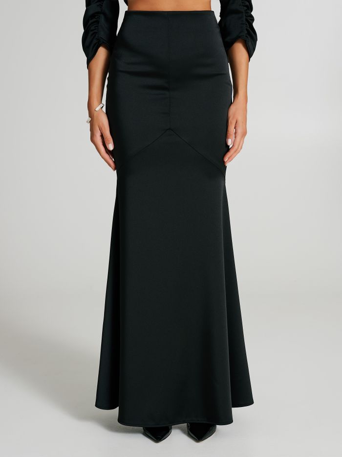 Long black on sale fishtail skirt