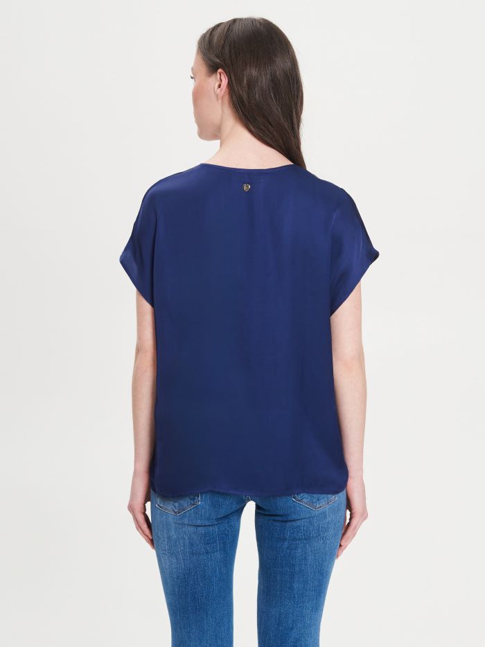 Blue T-shirt in 100% ECOVERO® viscose satin  Rinascimento