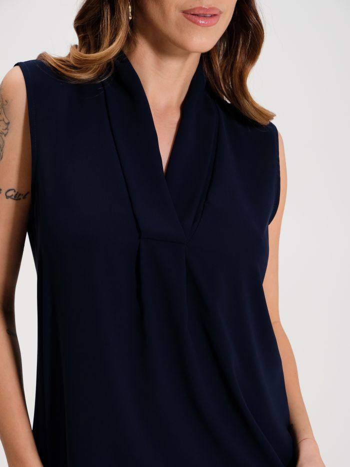Ärmellose Bluse mit V-Ausschnitt in Blau   Rinascimento