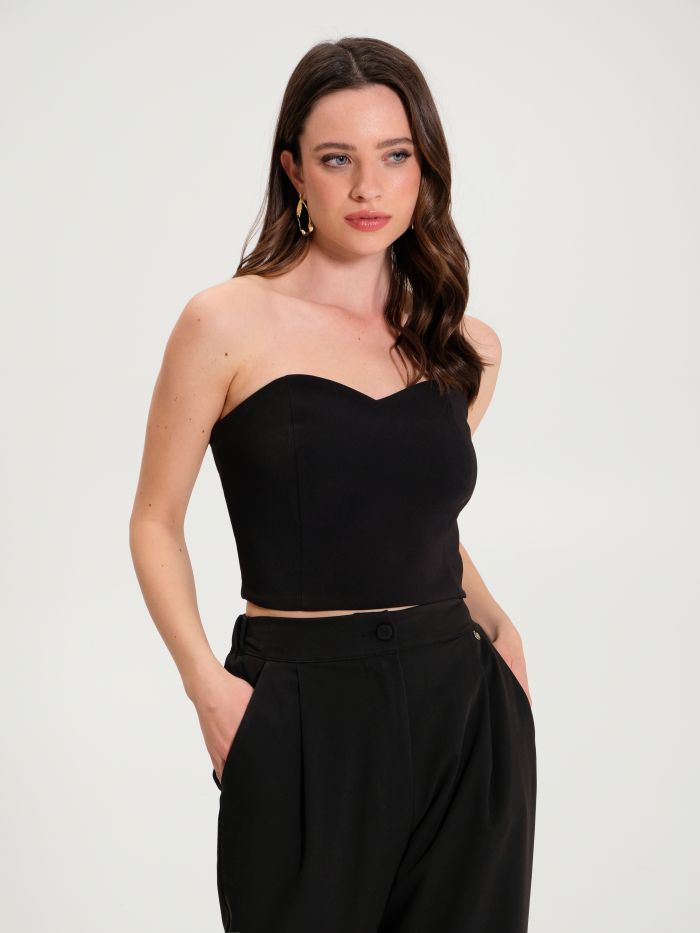 Crop top decollete en c ur noir