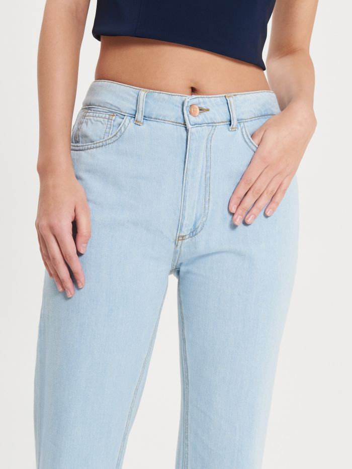 Jeans mit Schlag in Hellblau  Rinascimento