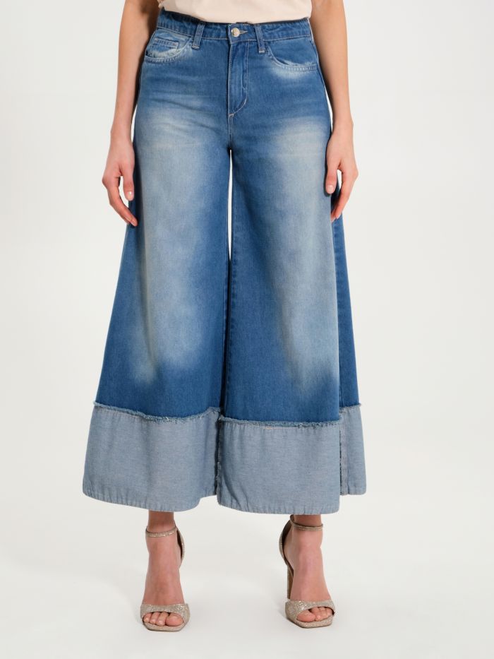 Jeans a Zampa Cropped con Orlo Blu det_2