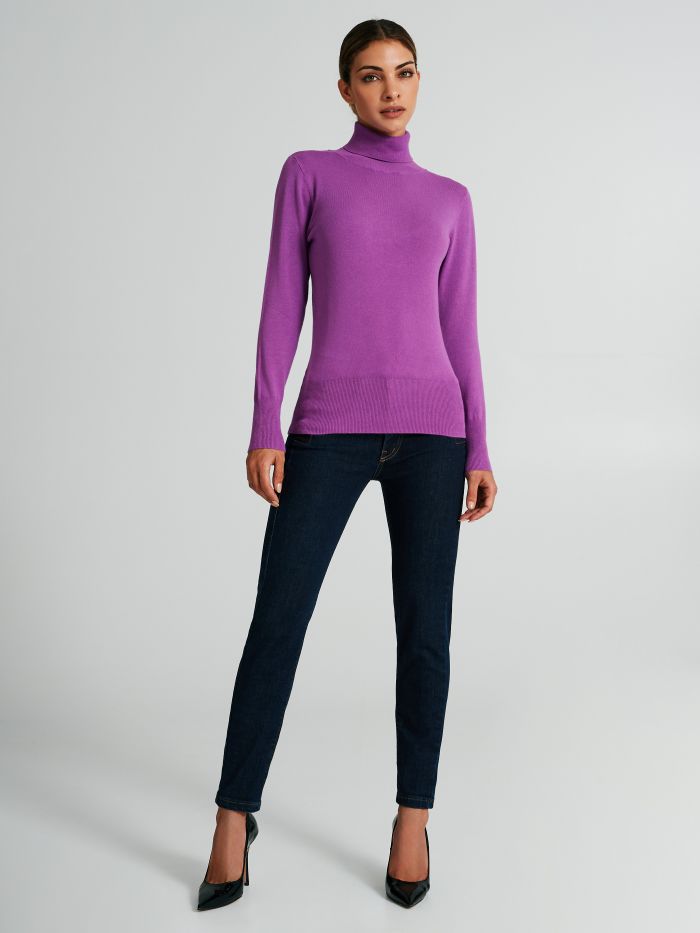Basic turtleneck top  Rinascimento