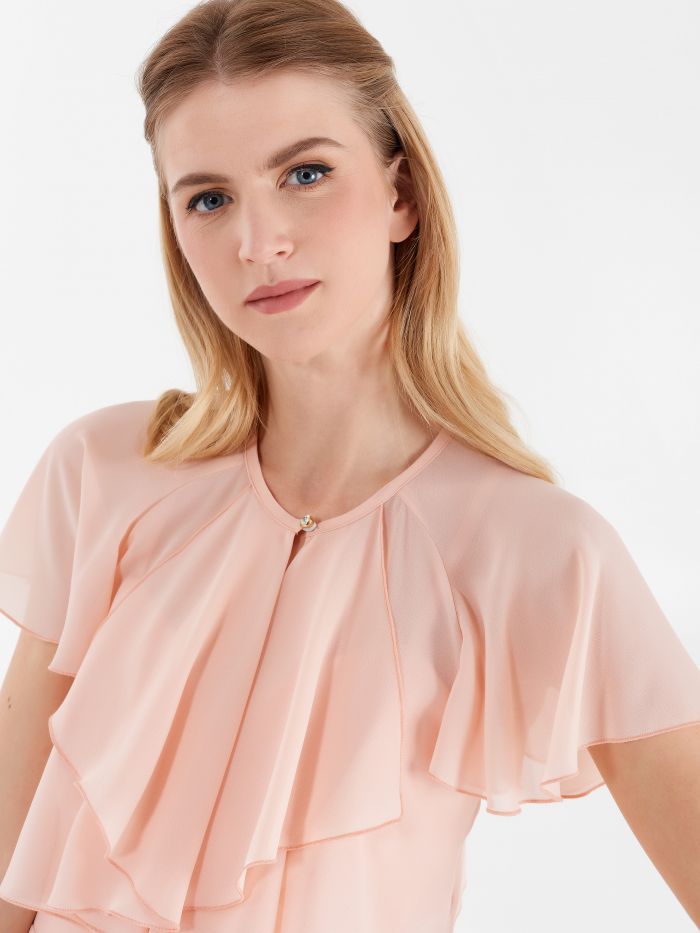 Atelier shrug with jabot collar, pink Atelier shrug with jabot collar, pink Rinascimento