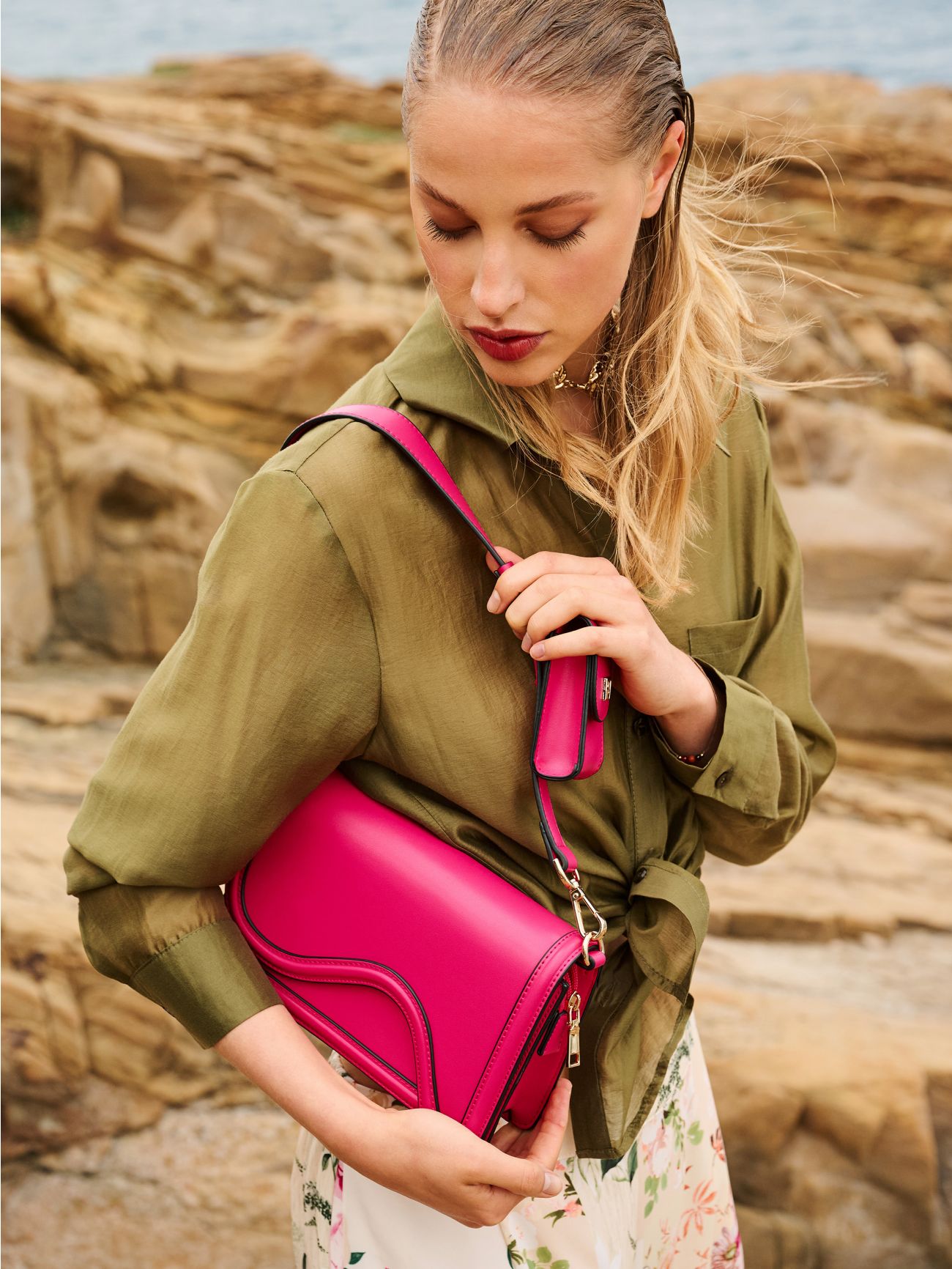 Bolso fucsia de piel sintética sp_e1